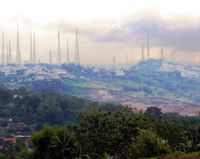 Gardu Pandang Gombel, Tempat Romantis Nikmati Cantiknya Malam Semarang